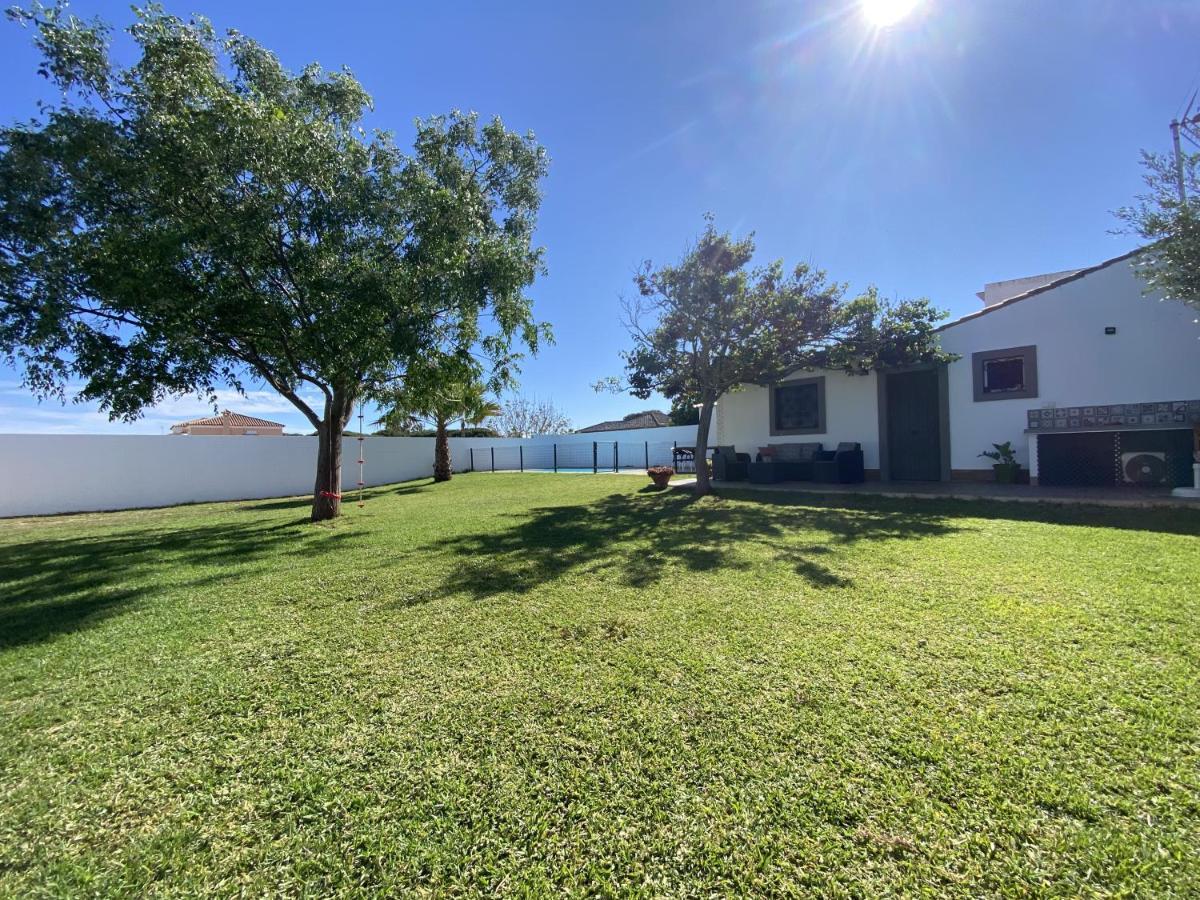 Villa Sumatra à Chiclana de la Frontera Extérieur photo